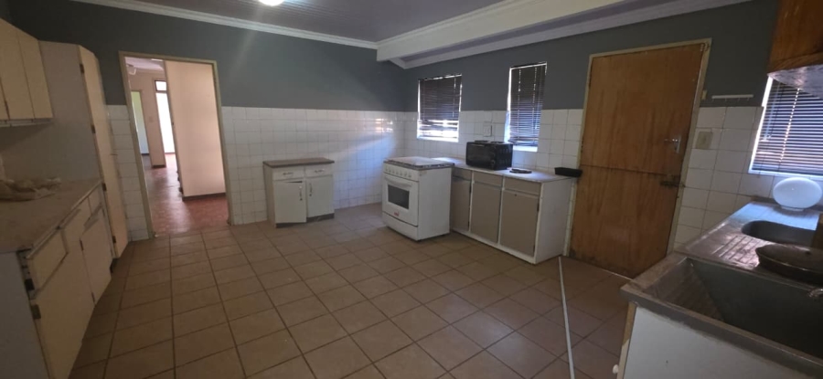 3 Bedroom Property for Sale in Roodia Free State